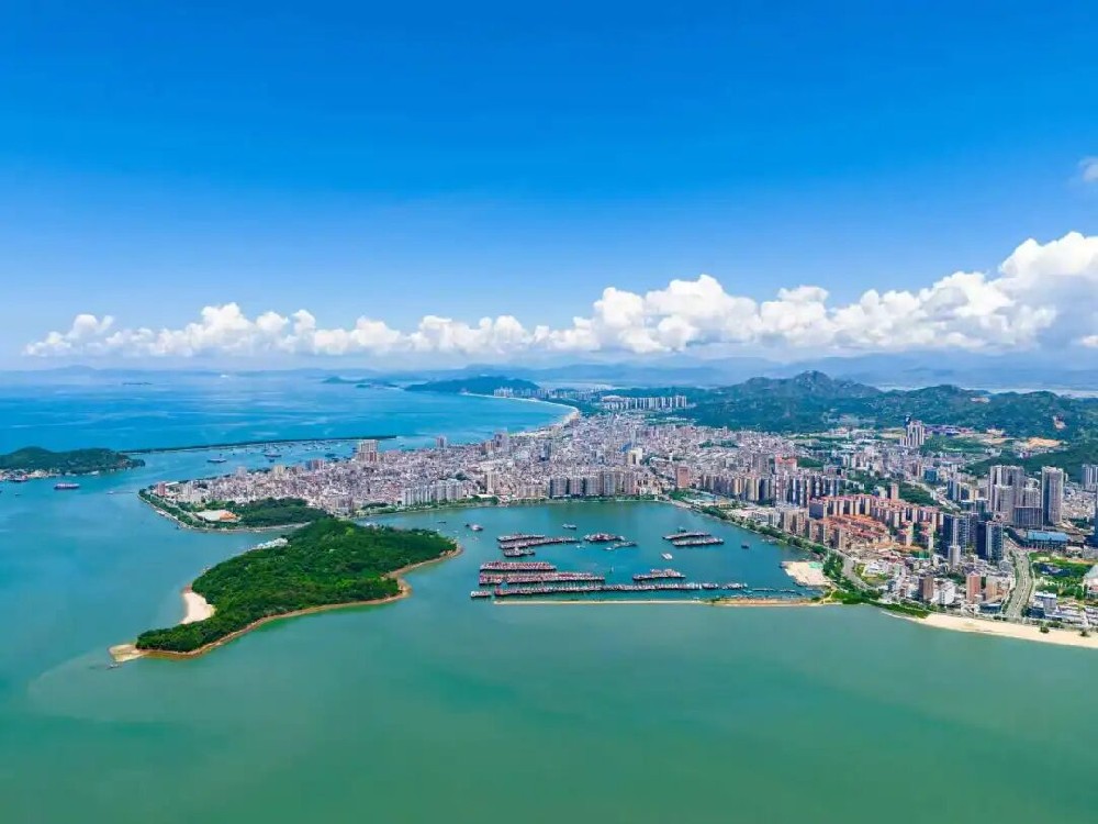 汕尾品清湖：多元共治绘就碧水蓝湾